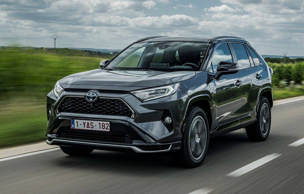 toyota-rav-4-plugin-hybrid_wp