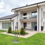 Stilul arhitectural influențează alegerea ferestrelor: de la estetică la eficiență