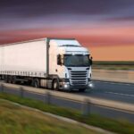 Ce poate transmite un dispozitiv de monitorizare flote auto